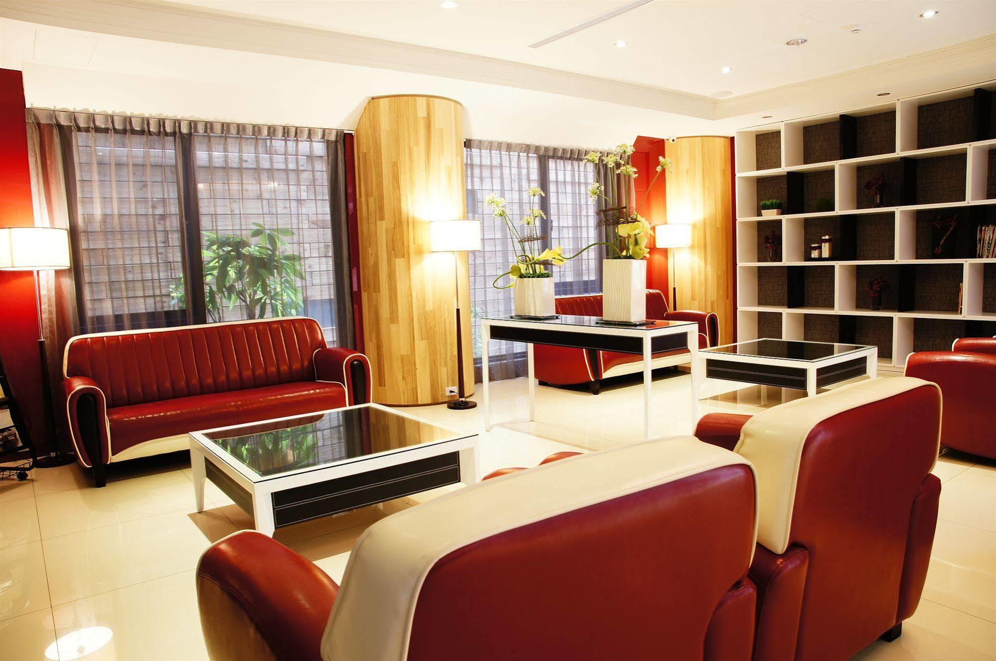 Talmud Business Hotel - Zhongshan Taichung Exterior photo